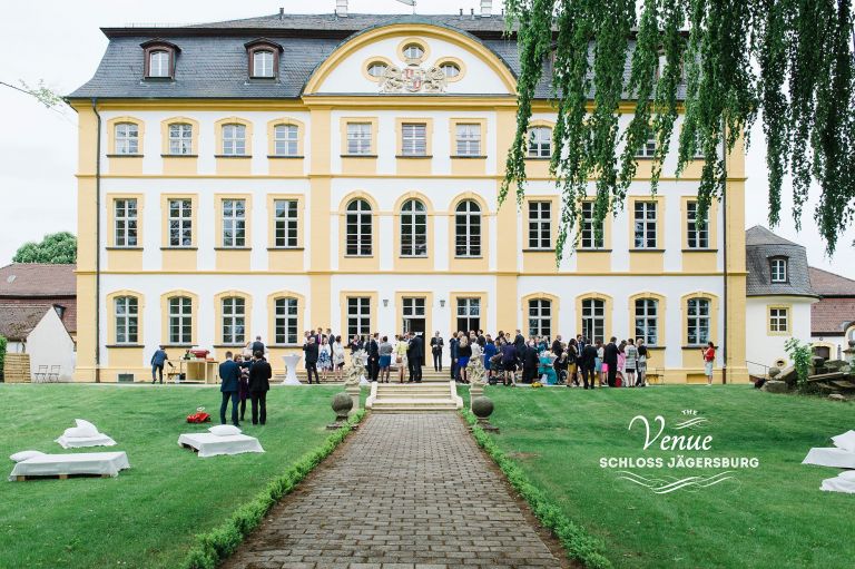 Schlosshochzeit von Katharina und Dominik im fränkischen Bammersdorf