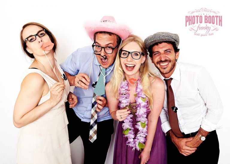 Schlosshochzeit von Monika und Erwin in Mariakirchen